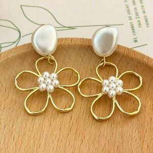 Golden Floral Earrings with Pearlescent Studs and Pearl Center